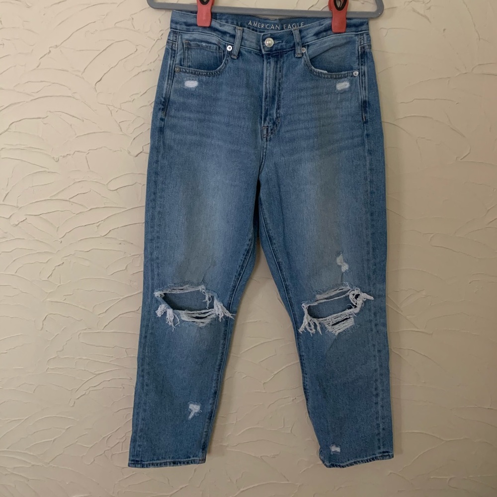 American Eagle Mom Jeans size 8 regular